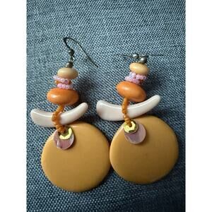 Vintage Lucite Acrylic Dangle Drop Earrings Orange Peach Tropical Boho Coastal